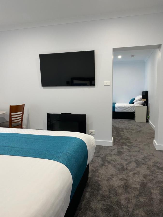 บีช โฮเต็ล Hotel เบอร์นี ภายนอก รูปภาพ
